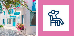 Convenient luggage storage service in central Santorini location